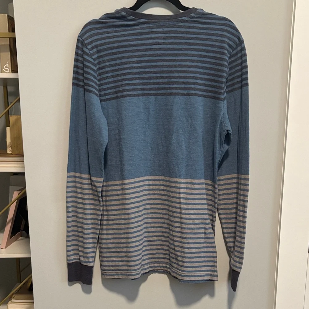 Rusty Men's Blue and Gray Long Sleeve Tee - Picture 3 of 4